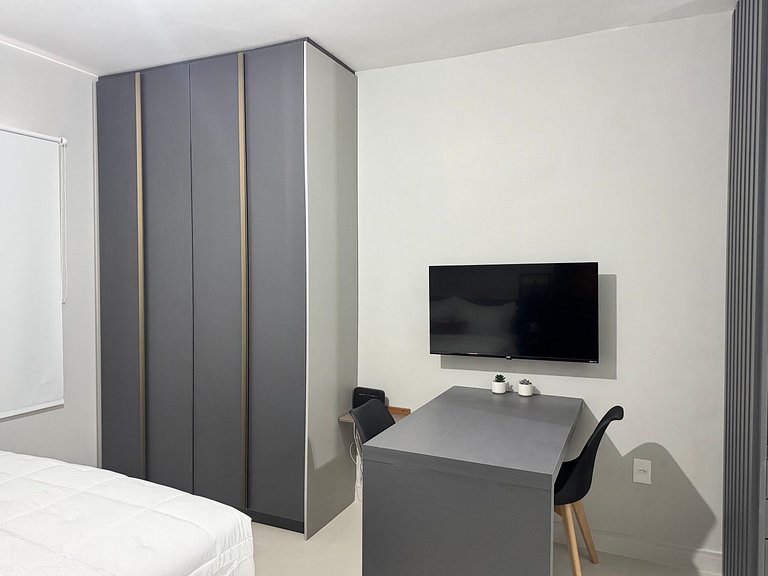 Neues Studio, Komfort und Mobilität, Metrô Paraíso