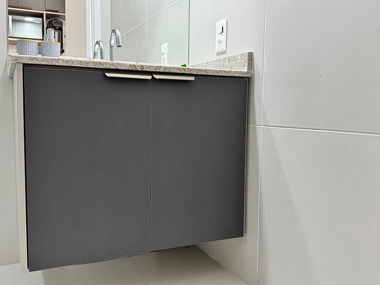 Neues Studio, Komfort und Mobilität, Metrô Paraíso