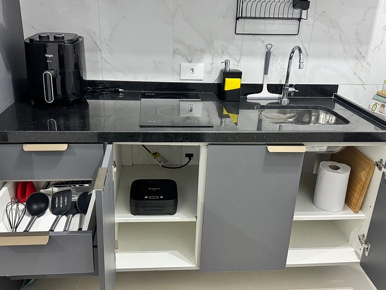 Neues Studio, Komfort und Mobilität, Metrô Paraíso