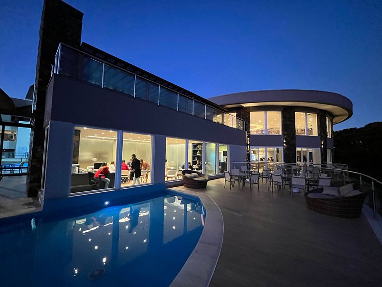 Laghetto Gramado Luxury Retreat in the Highlands