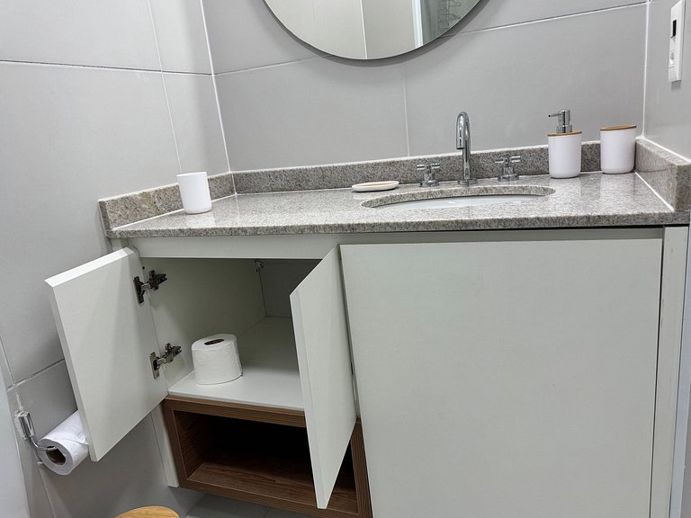 Estudio Encantador, Nuevo y Cerca del Metro