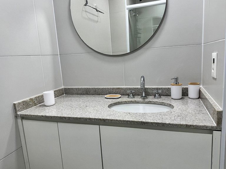Estudio Encantador, Nuevo y Cerca del Metro
