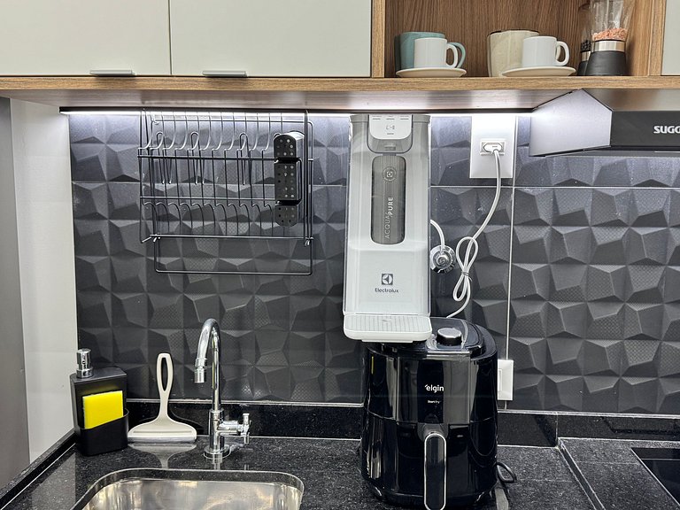 Brand New Studio 700m Metro, Premium Comfort