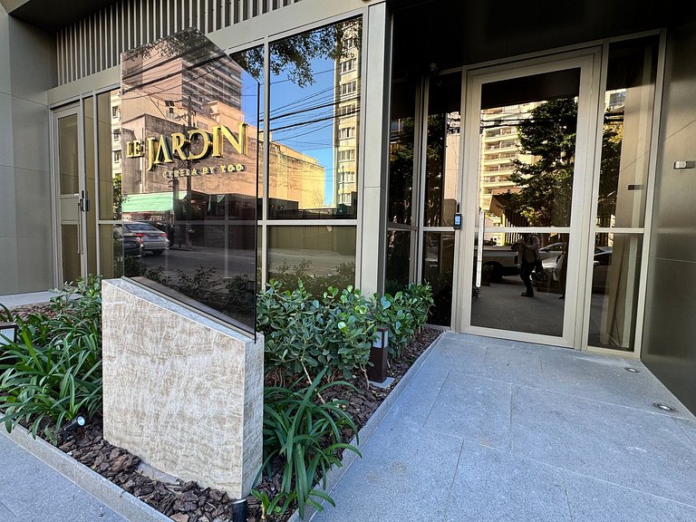 Via Komforto 420 Metro Oscar Freire High Class