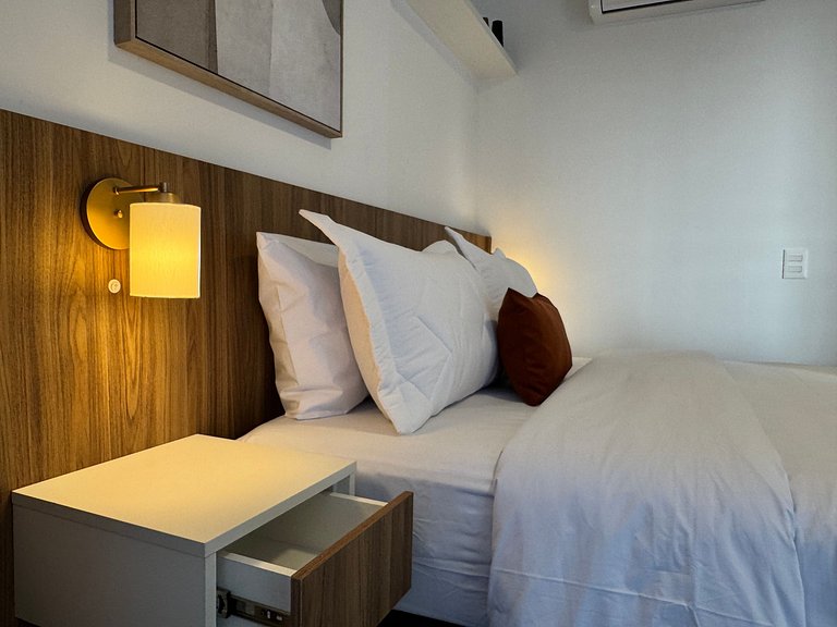 Via Komforto 305 Oscar Freire Metro High Class