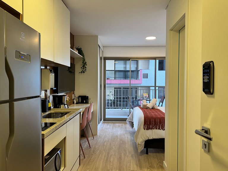 Via Komforto 305 Metro Oscar Freire High Class