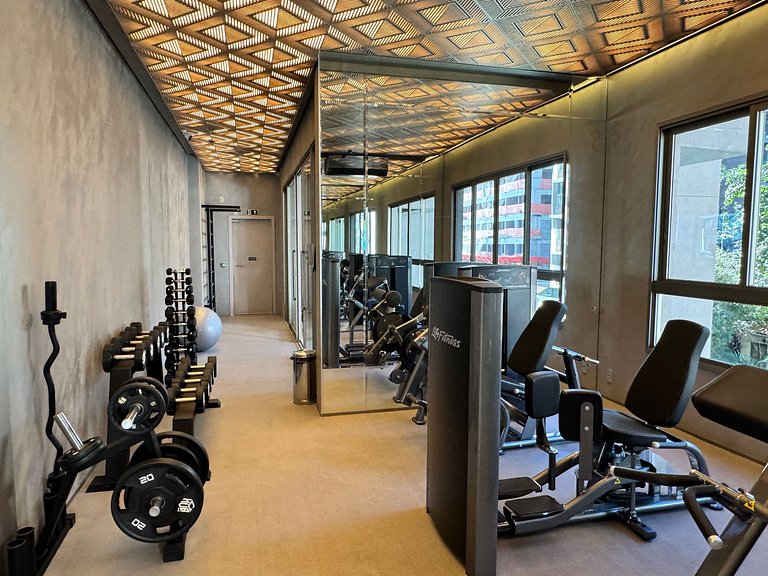 Via Komforto 420 Metro Oscar Freire High Class