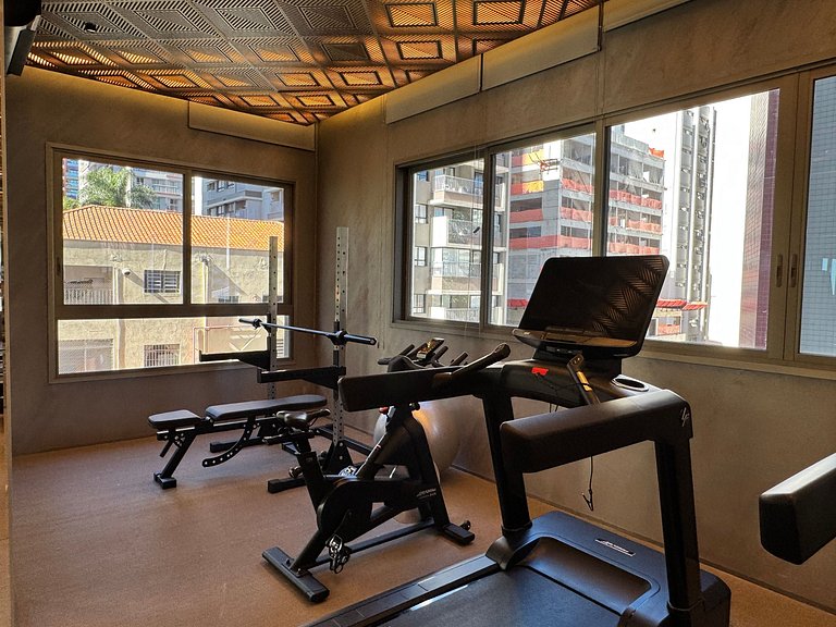 Via Komforto 305 Oscar Freire Metro High Class