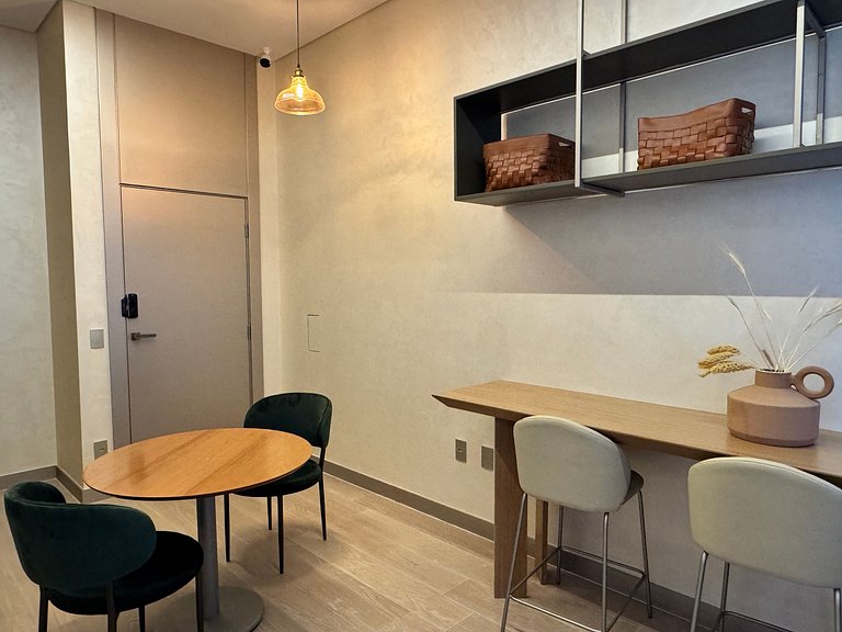 Via Komforto 420 Metro Oscar Freire High Class