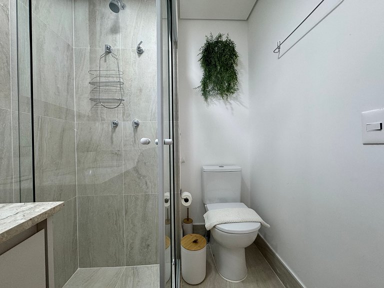 Via Komforto 305 Oscar Freire Metro High Class