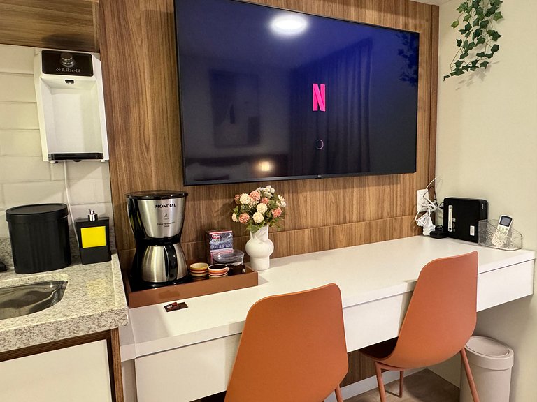 Via Komforto 305 Metro Oscar Freire High Class