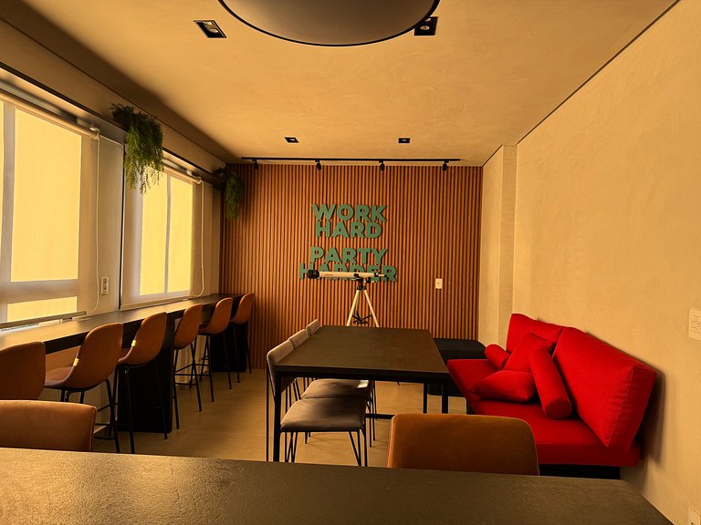 Via Komforto 43, Metrô Vila Mariana Poucos Passos