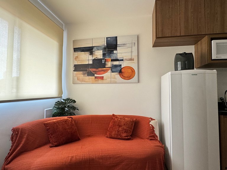 Via Komforto 53, 1-Bed Suite Next to Subway