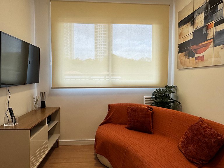 Via Komforto 53, 1-Bed Suite Next to Subway