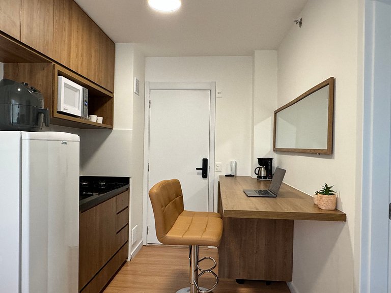 Via Komforto 53, 1-Bed Suite Next to Subway