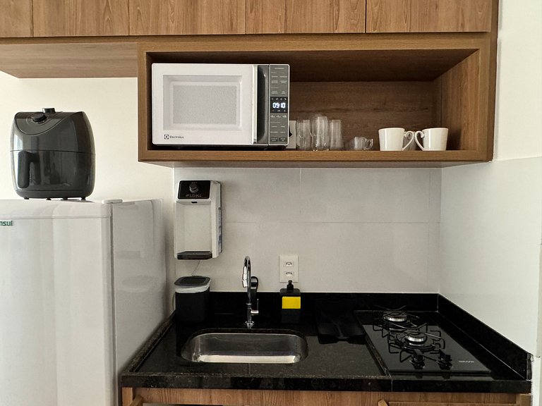 Via Komforto 53, 1-Bed Suite Next to Subway