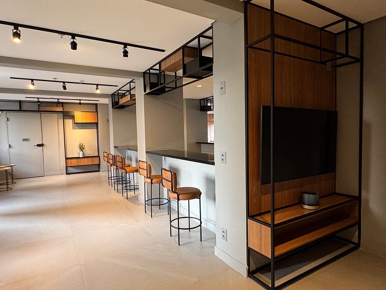 Via Komforto 23, 1-Bed Suite Next to Subway