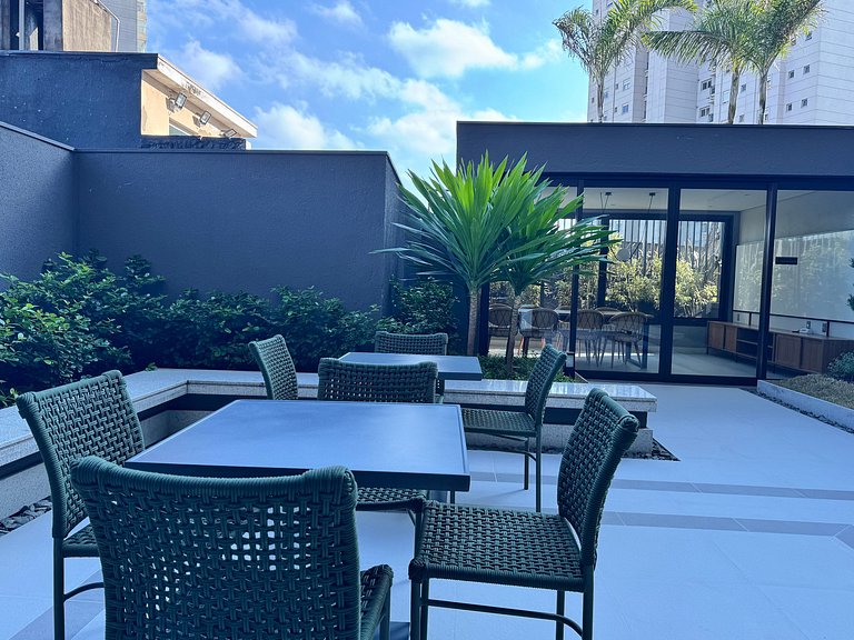 Via Komforto 53, 1-Bed Suite Next to Subway