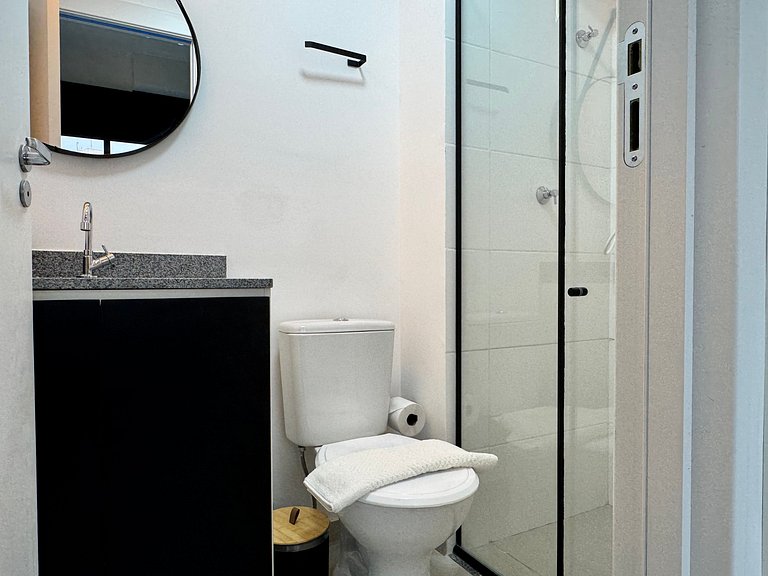 Via Komforto 43, Metrô Vila Mariana Poucos Passos