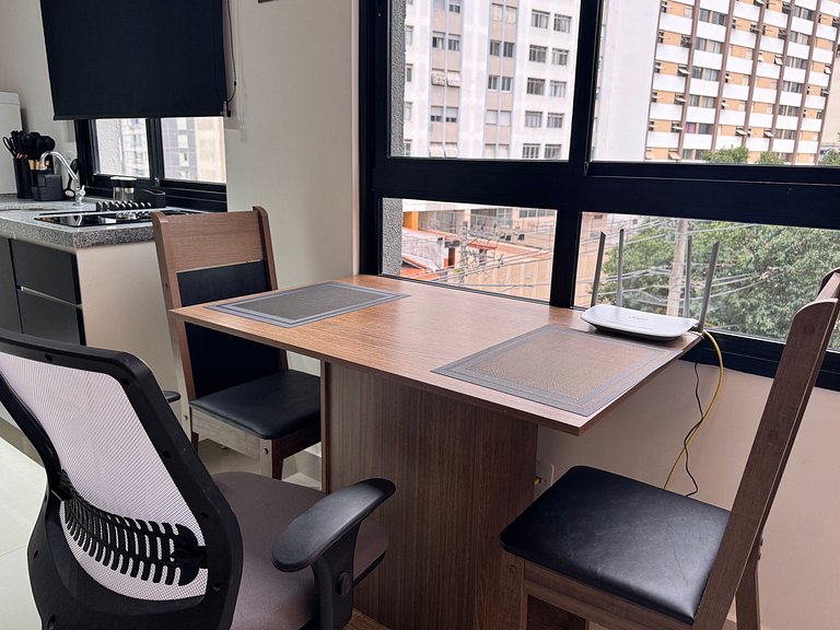 Via Komforto 43, Metrô Vila Mariana Poucos Passos