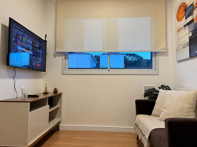 Via Komforto 23, 1-Bed Suite Next to Subway