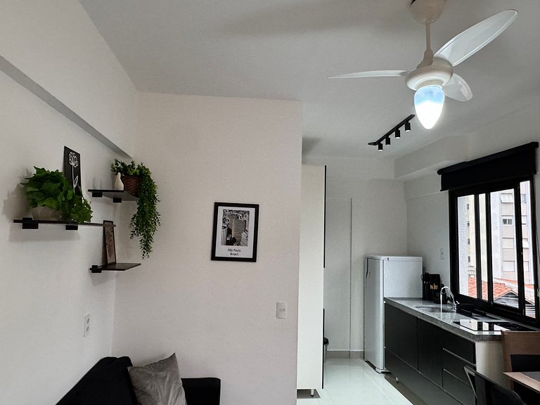 Via Komforto Studio 42, ao lado Metrô Vila Mariana