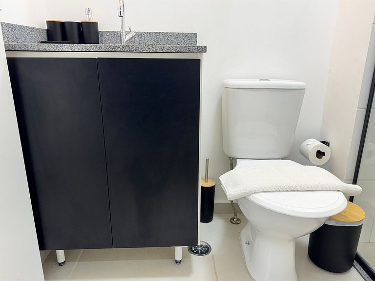 Via Komforto Studio 42, ao lado Metrô Vila Mariana