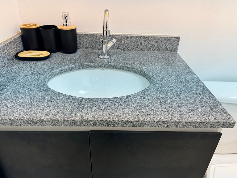 Via Komforto Studio 42, ao lado Metrô Vila Mariana