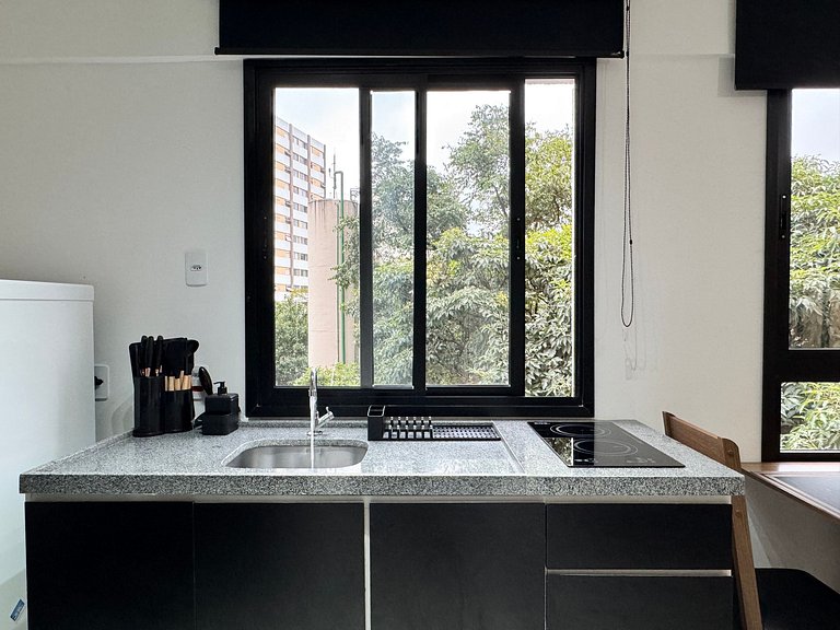 Via Komforto Studio 42, ao lado Metrô Vila Mariana