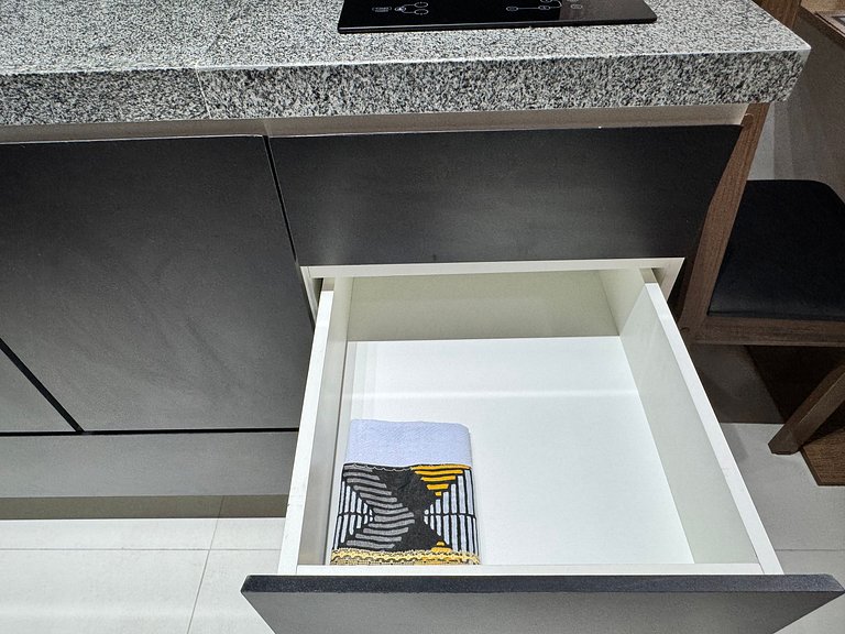 Via Komforto Studio 42, ao lado Metrô Vila Mariana