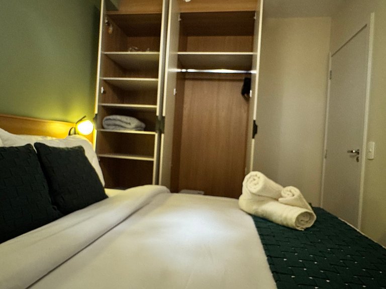 Via Komforto 1113 Moema: Pool & Gym Next Metro