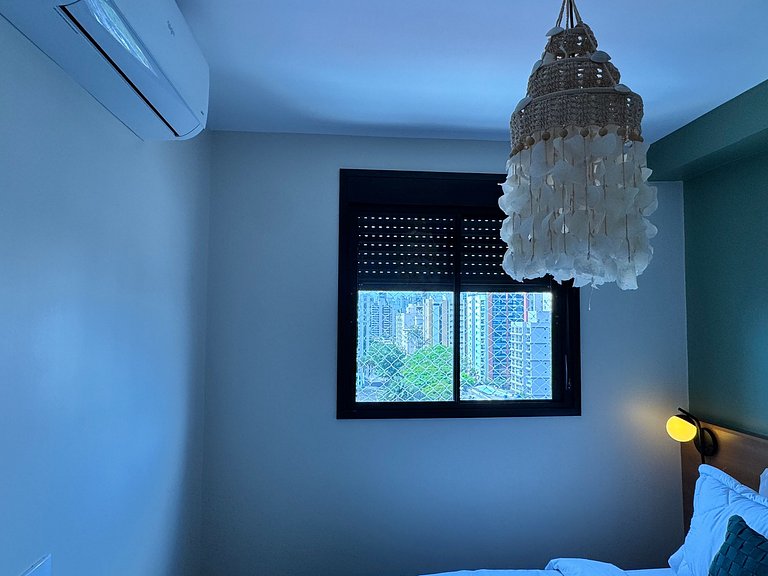 Via Komforto 1113 Moema: Pool & Gym Next Metro