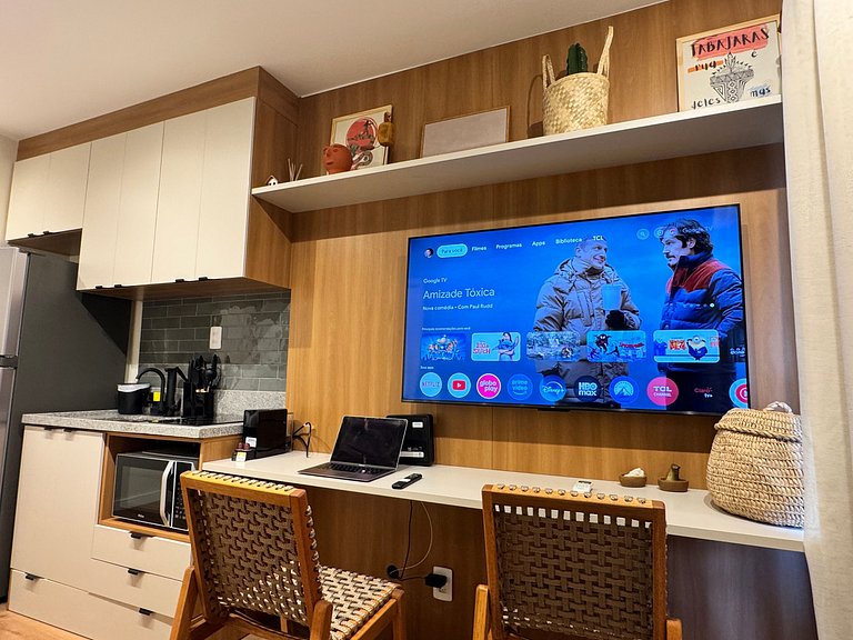 Via Komforto 1113 Moema: Pool & Gym Next Metro