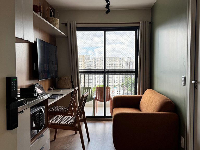 Via Komforto 1113 Moema: Piscina y Gimnasio +Metro