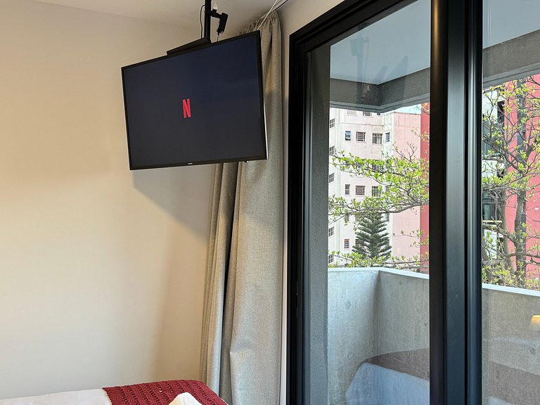 Coração de Pinheiros no Esquina 402 Metrô Fradique