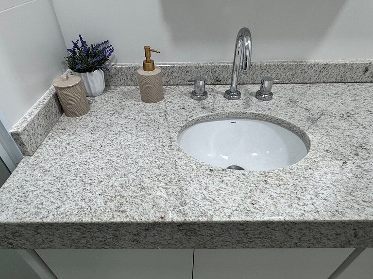 Corazón de Pinheiros en Esquina 402 Metro Fradique