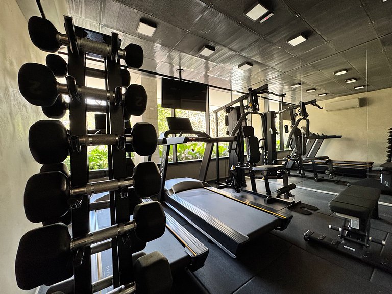 Coração de Pinheiros no Esquina 203 Metrô Fradique