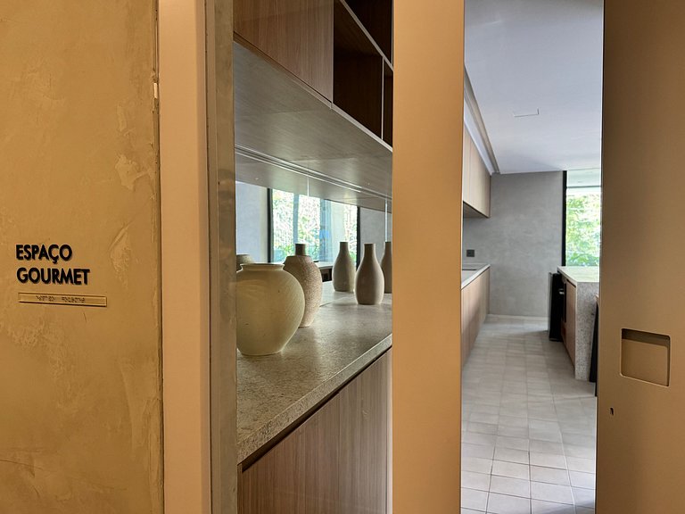 Coração de Pinheiros no Esquina 203 Metrô Fradique