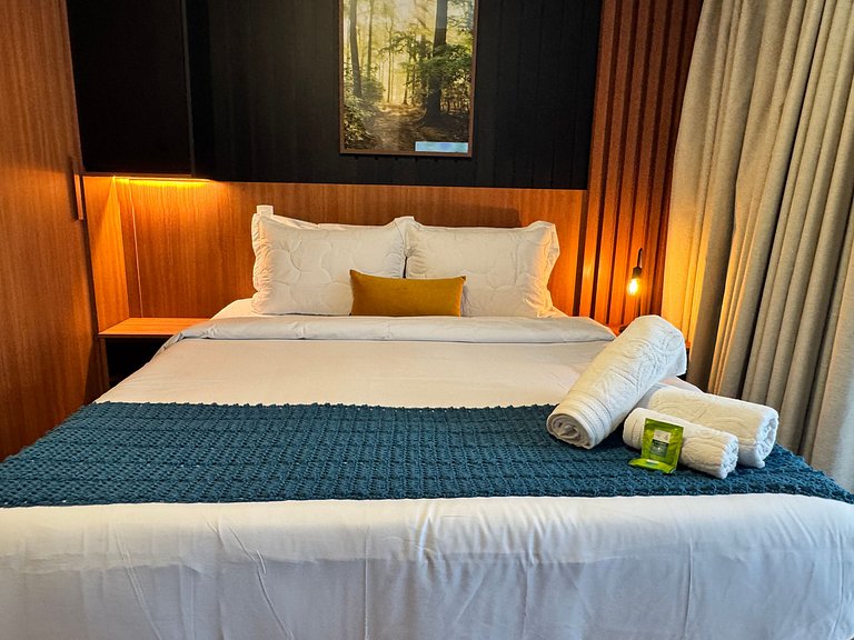 Heart of Pinheiros at Esquina 203 Fradique Metro