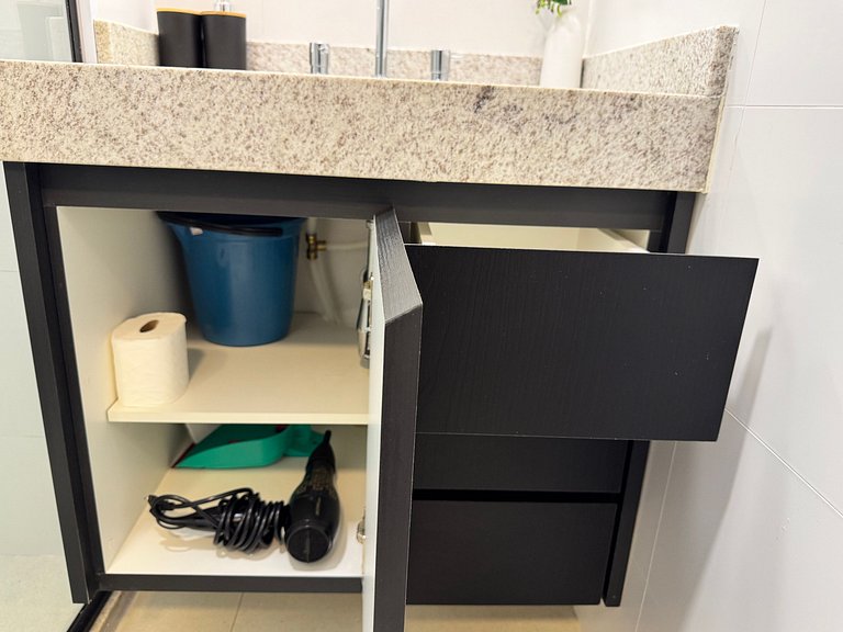 Corazón de Pinheiros en Esquina 203 Metro Fradique