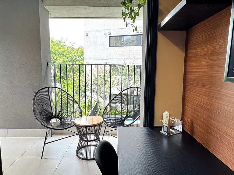 Heart of Pinheiros at Esquina 203 Fradique Metro