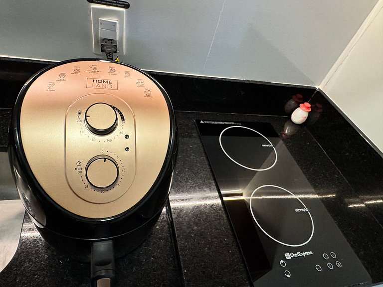 Coração de Pinheiros no Esquina 203 Metrô Fradique