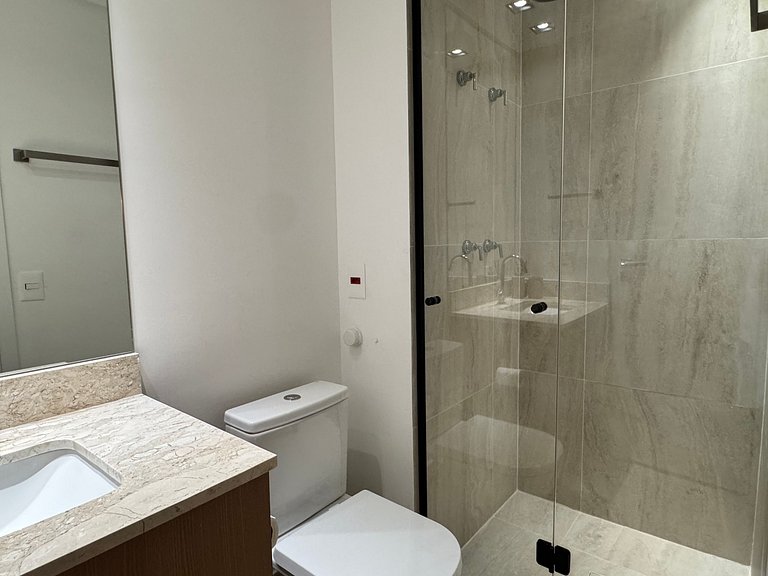 Via Komforto 420 Metro Oscar Freire High Class