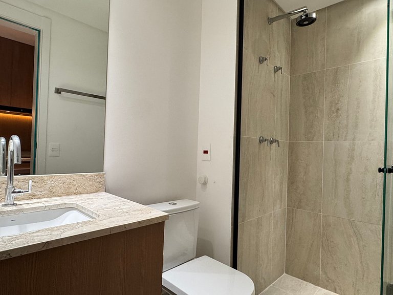 Via Komforto 420 Metro Oscar Freire High Class