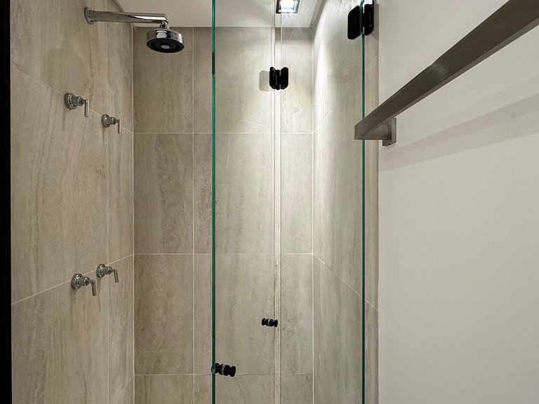 Via Komforto 420 Metro Oscar Freire High Class