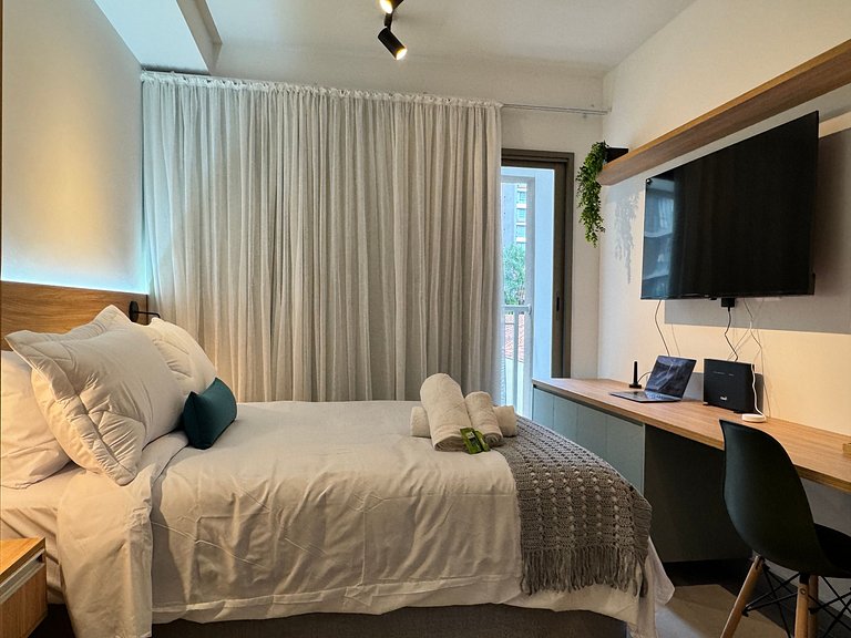 Via Komforto 412 Oscar Freire Metro High Class