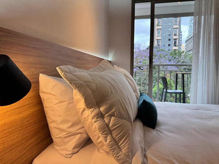 Via Komforto 412 Oscar Freire Metro High Class