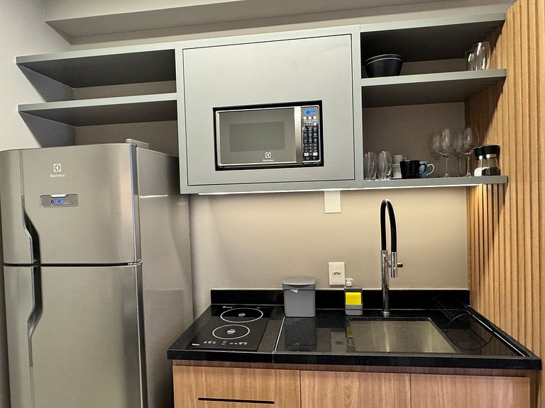 Via Komforto 405 Metro Oscar Freire Alta Clase