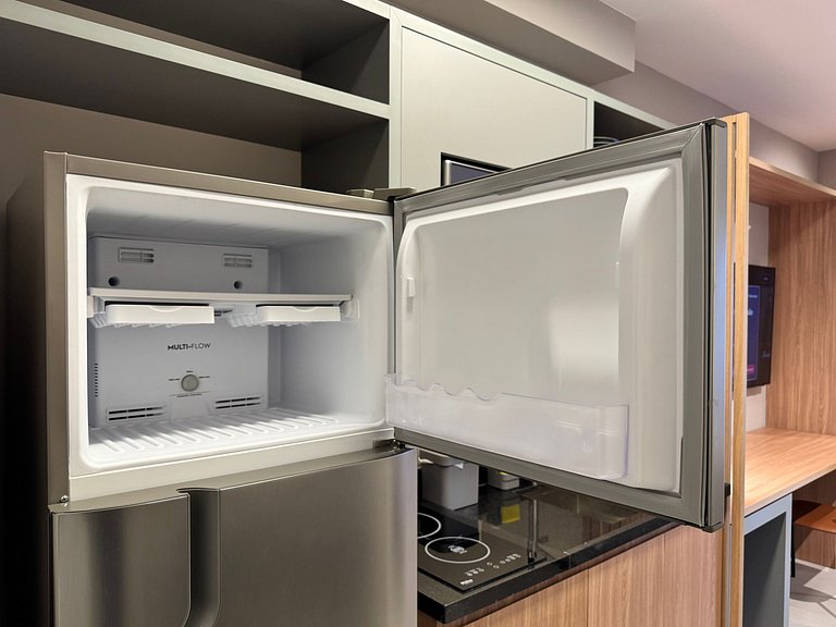 Via Komforto 405 Oscar Freire Metro High Class