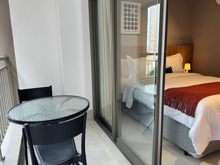 Via Komforto 405 Oscar Freire Metro High Class